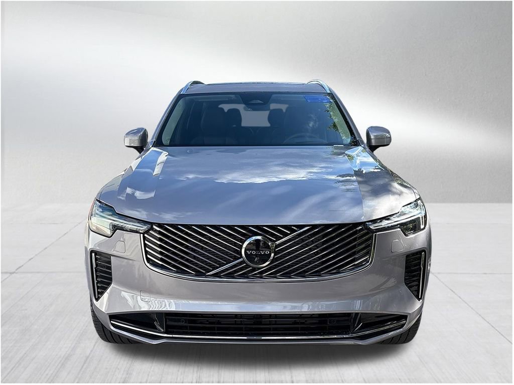 New 2026 Volvo XC90 B5 Ultra image 2