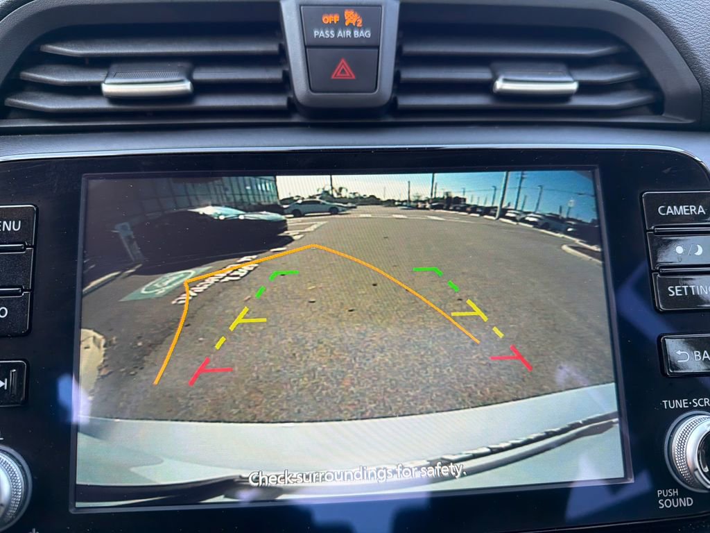 Used 2024 Nissan Versa SR w/ Trunk Package image 33