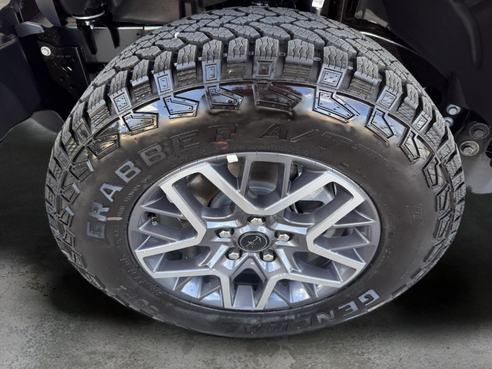 New 2026 Jeep Wrangler Unlimited Sahara w/ Whitecap Package AWD/4WD image 36