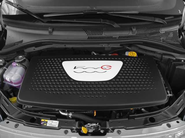 Used 2018 FIAT 500 e w/ Esport Package FWD image 8