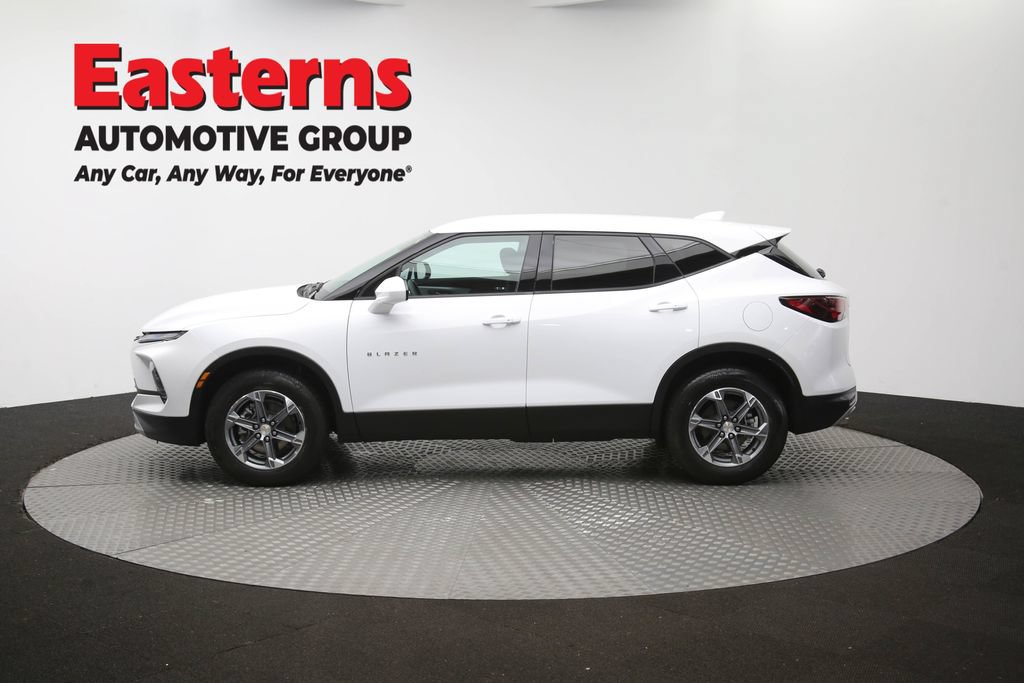 Used 2025 Chevrolet Blazer LT FWD image 62