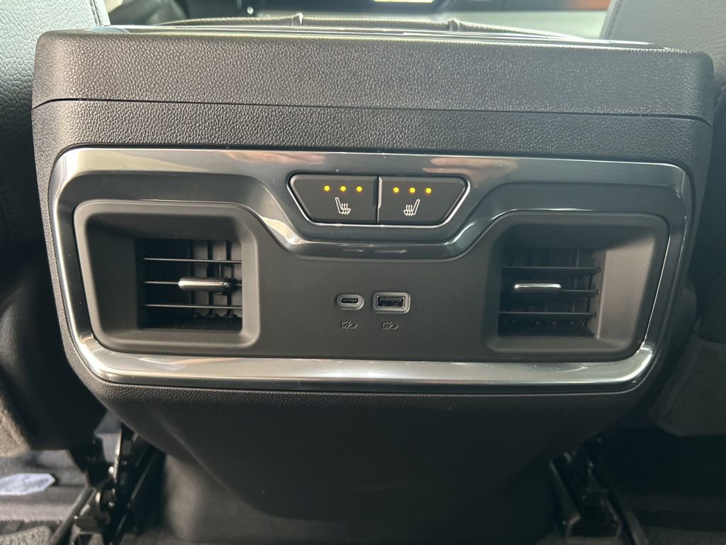 Used 2026 GMC Sierra 1500 Denali AWD/4WD image 14