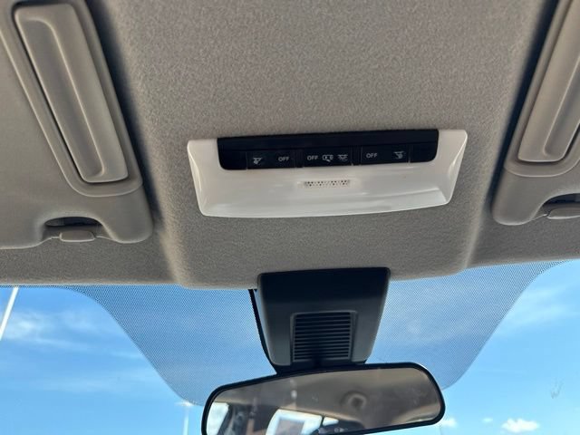 Used 2020 Nissan Kicks S FWD image 18