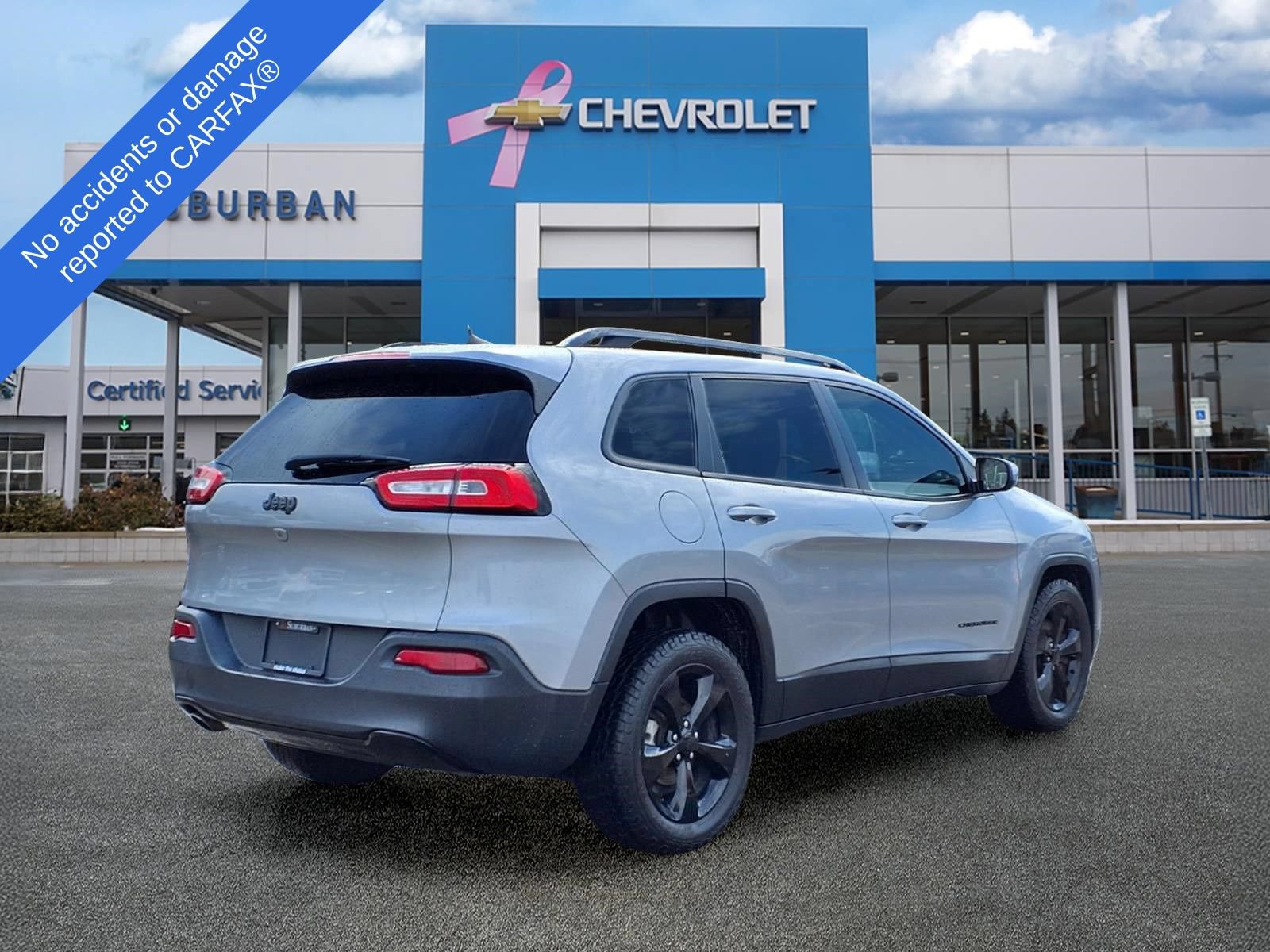 Used 2016 Jeep Cherokee Latitude w/ Cold Weather Group FWD image 5