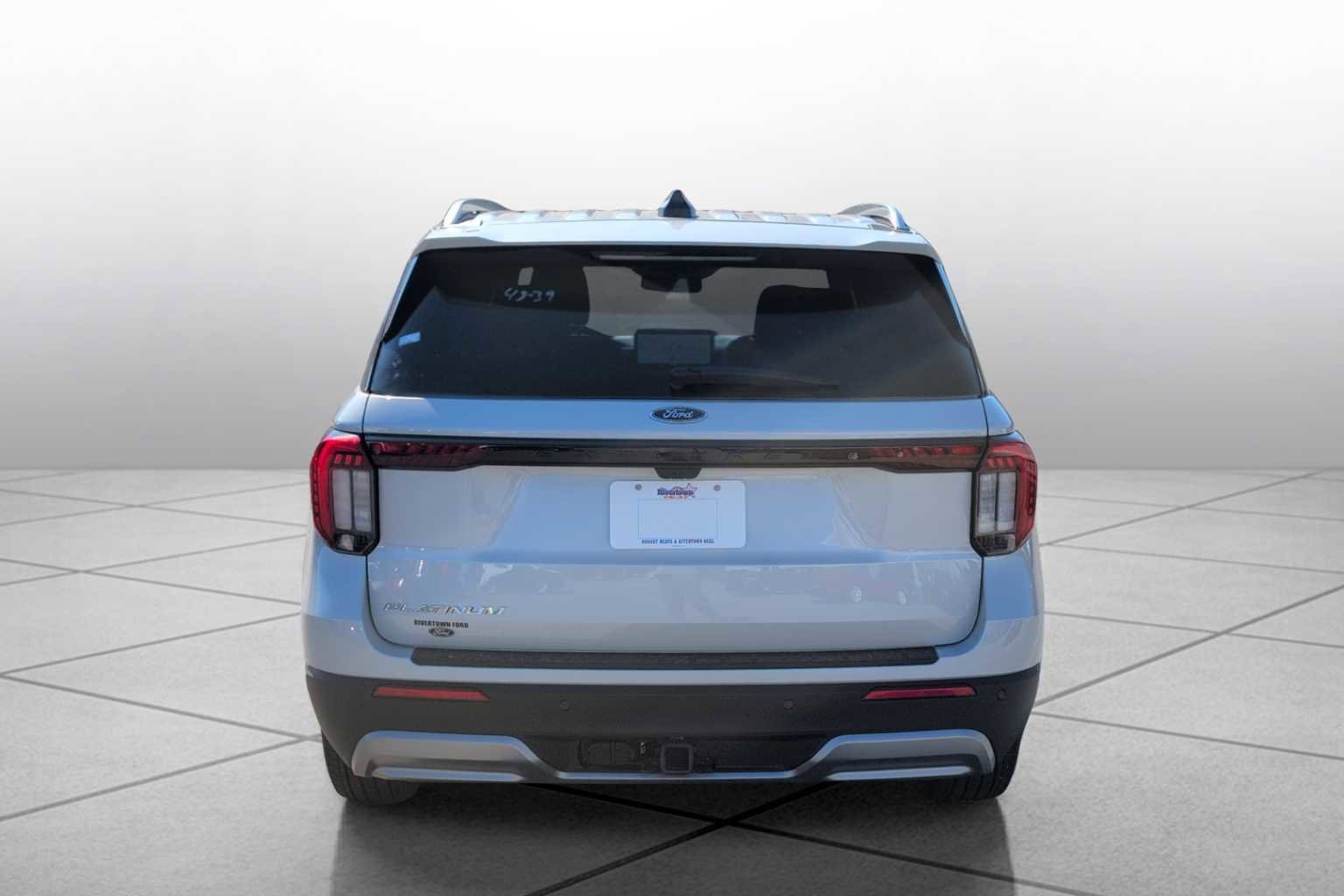 New 2025 Ford Explorer Platinum image 14