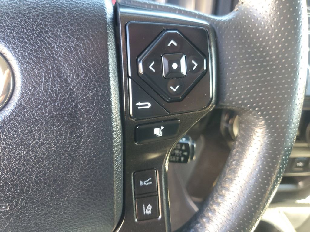 Used 2022 Toyota 4Runner TRD Off-Road Premium image 24