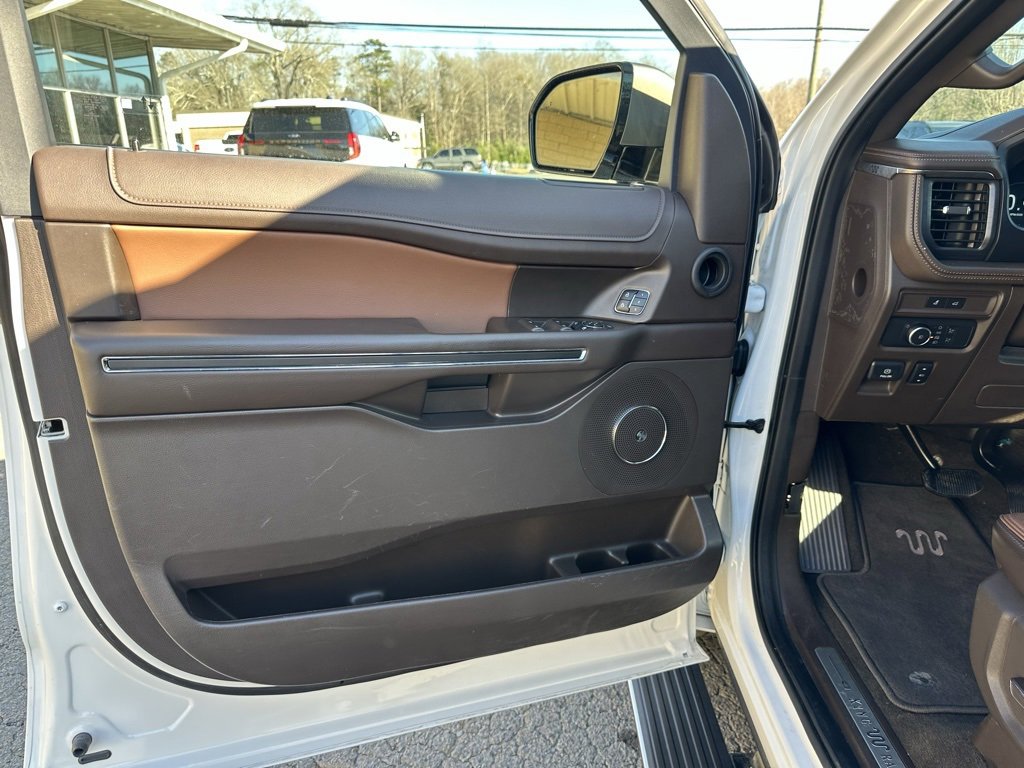 Used 2022 Ford Expedition King Ranch image 15