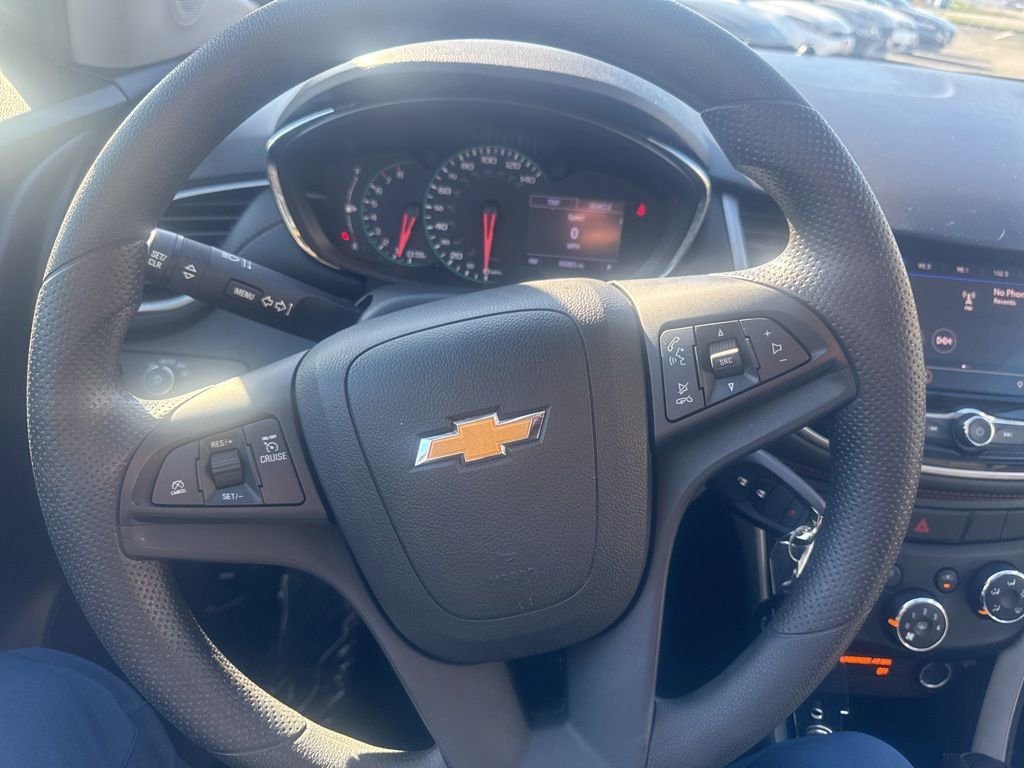 Used 2020 Chevrolet Trax LS w/ Tint and Cruise Package AWD/4WD image 25