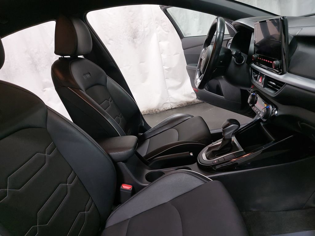 Used 2022 Kia Forte GT-Line image 10