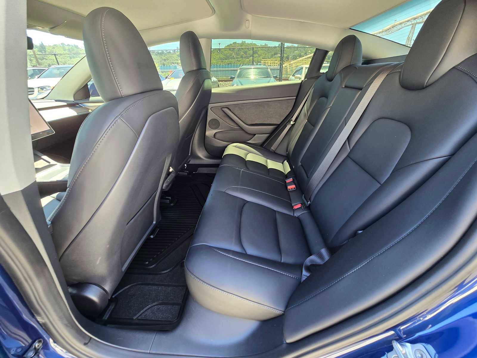 Used 2023 Tesla Model 3 Standard Range RWD image 16