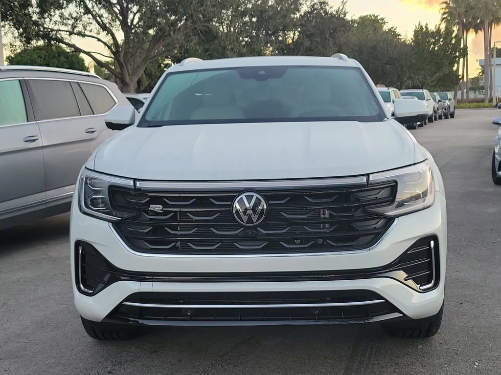 New 2026 Volkswagen Atlas Cross Sport SEL Premium R-Line image 2
