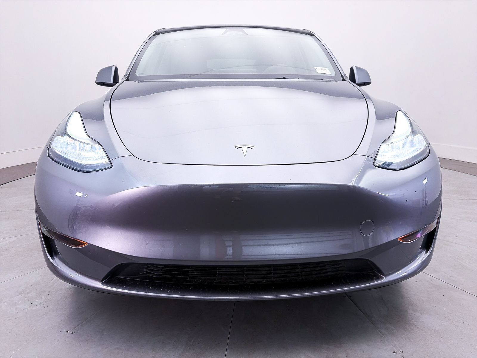 Used 2025 Tesla Model Y Long Range RWD image 11