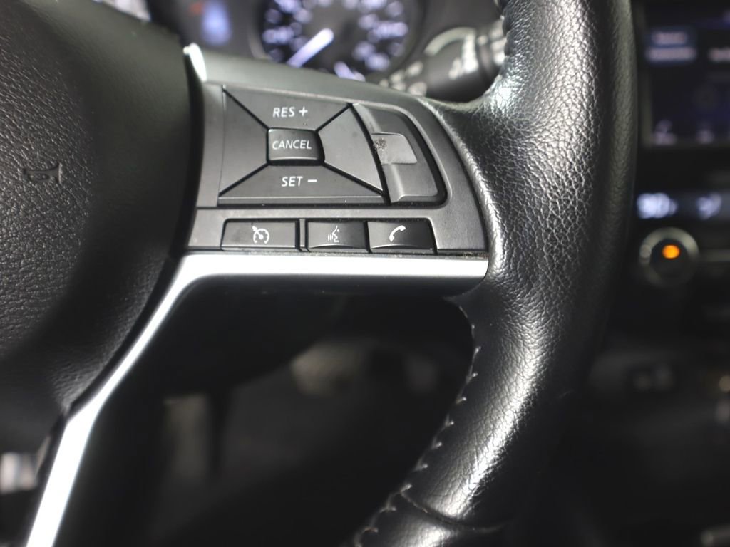 Used 2021 Nissan Rogue Sport SV AWD/4WD image 18
