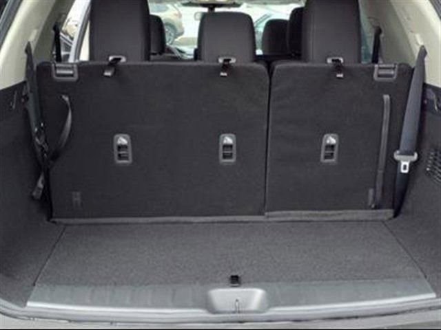 New 2025 Nissan Pathfinder S image 38