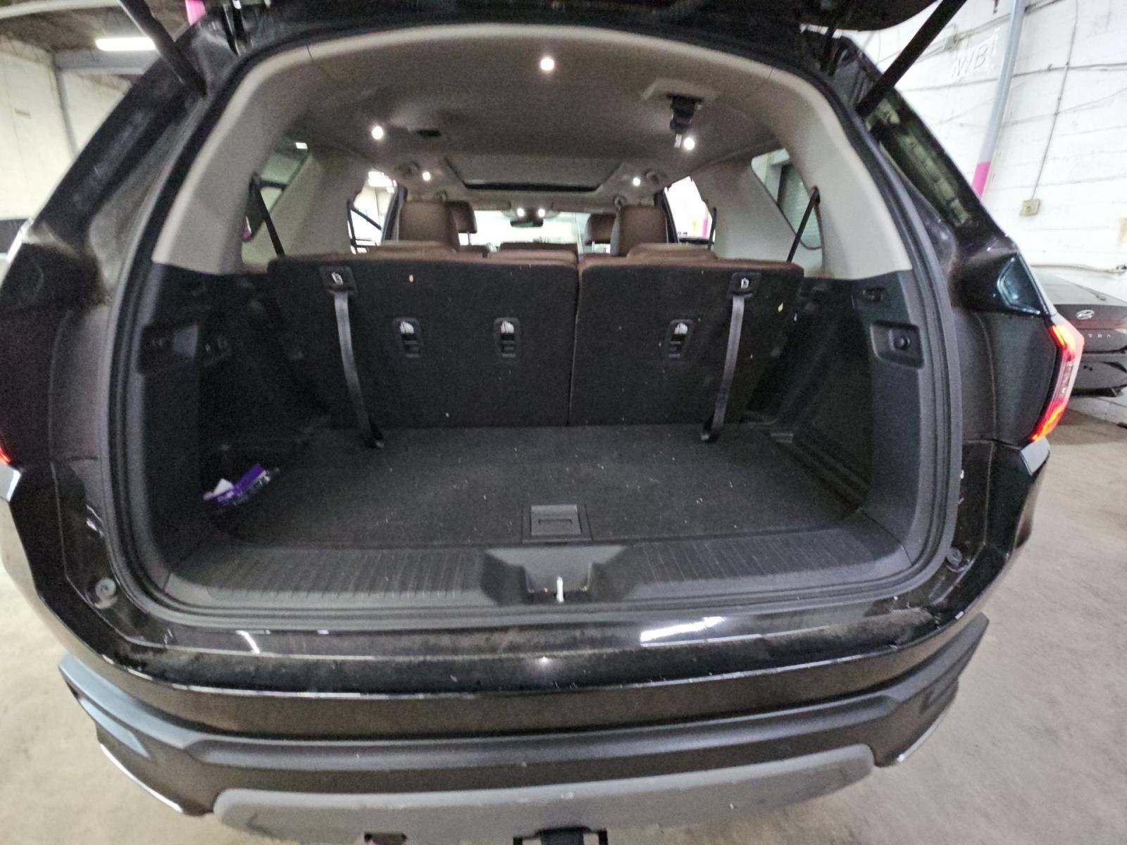 Used 2023 Honda Pilot Elite image 14