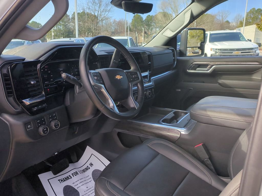 Used 2024 Chevrolet Silverado 2500 LTZ w/ LTZ Premium Package image 12