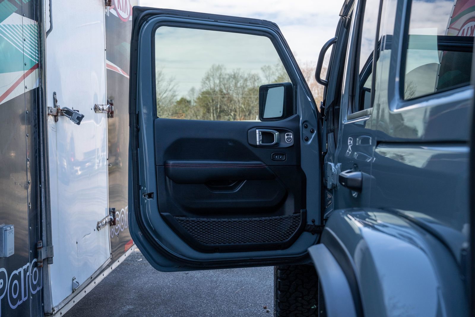 Used 2024 Jeep Wrangler Rubicon 392 image 16