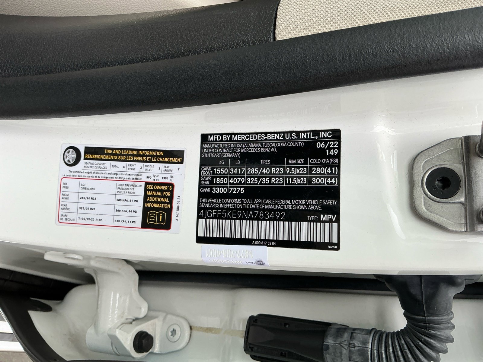 Used 2022 Mercedes-Benz GLS 450 4MATIC w/ AMG Line Exterior image 27