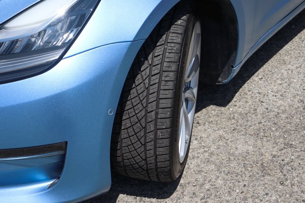 Used 2020 Tesla Model 3 Long Range AWD/4WD image 42