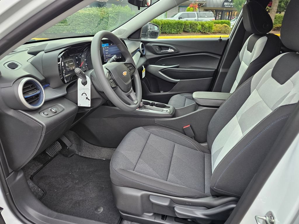 New 2026 Chevrolet Trax LS FWD image 23