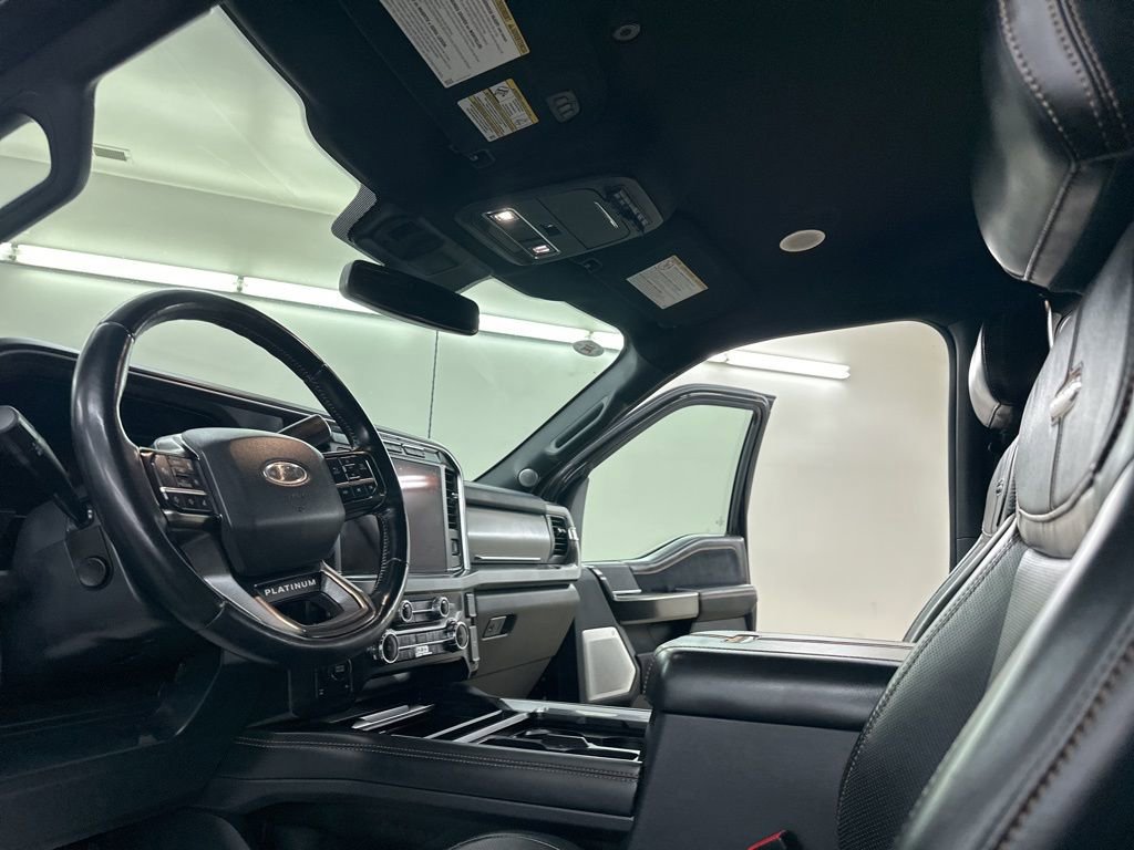 Used 2024 Ford F250 Platinum image 30