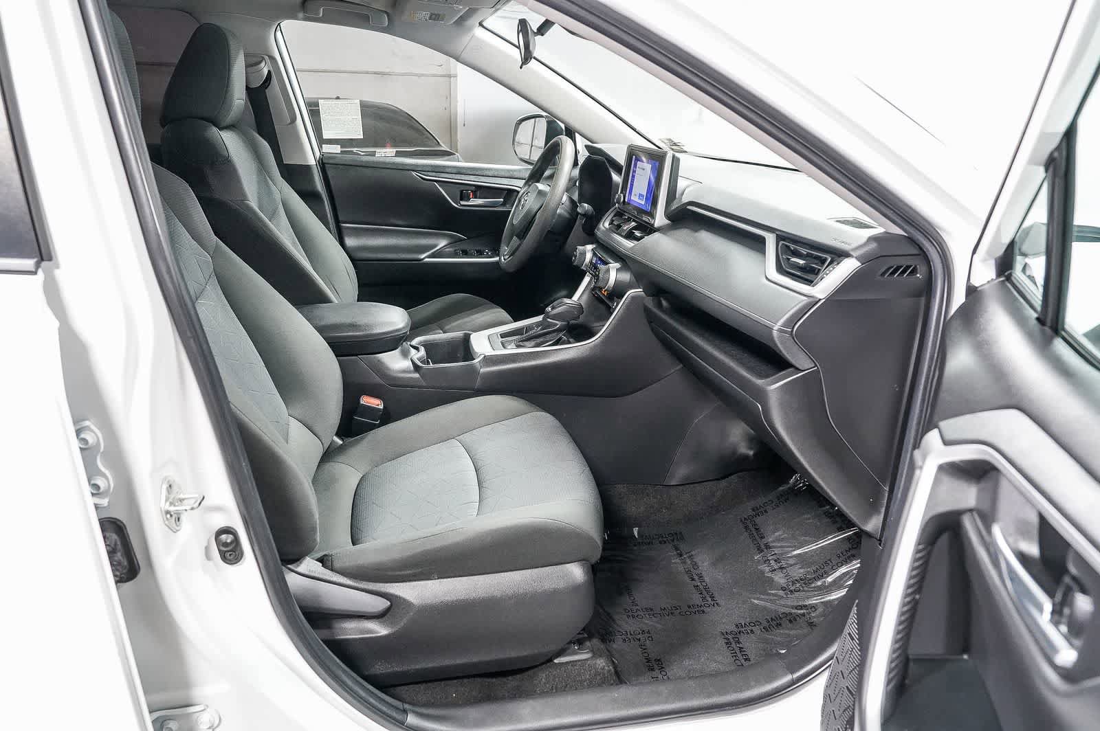 Certified 2023 Toyota RAV4 XLE w/ Convenience Package FWD image 18