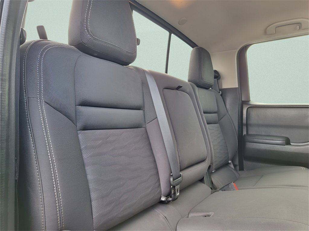 Used 2022 Nissan Frontier SV image 29