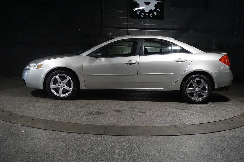 Used 2008 Pontiac G6 GT w/ Sun And Sound Package image 2