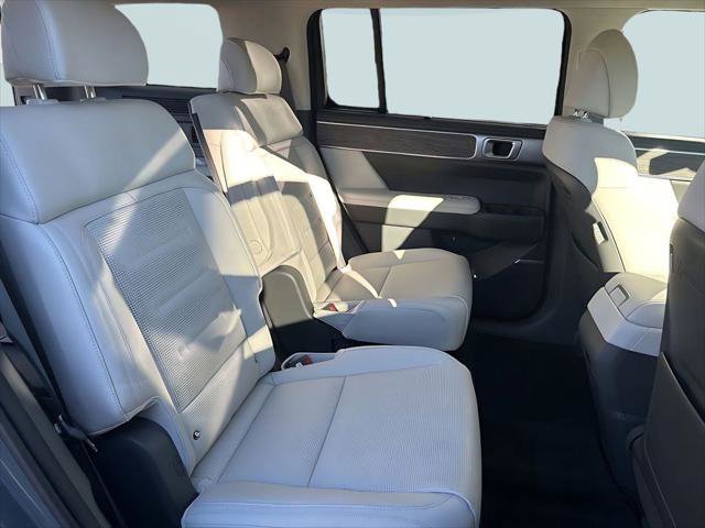 New 2026 Hyundai Santa Fe Calligraphy AWD/4WD image 11