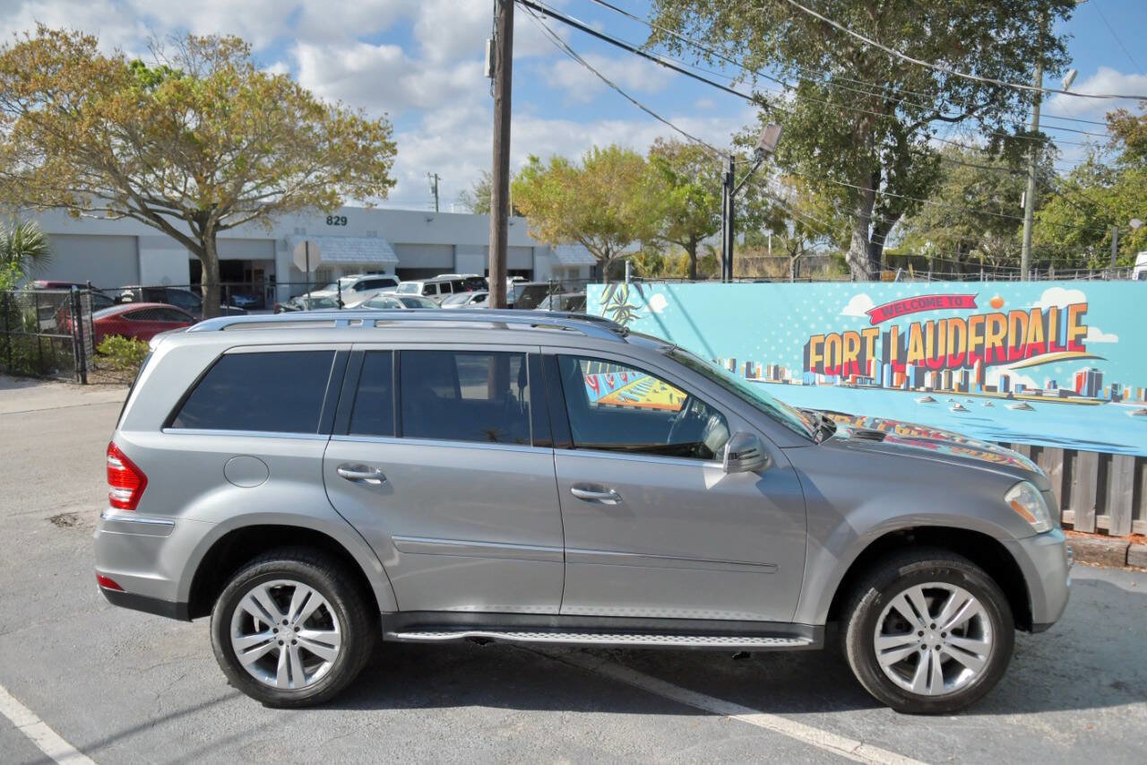 Used 2011 Mercedes-Benz GL 450 4MATIC image 26