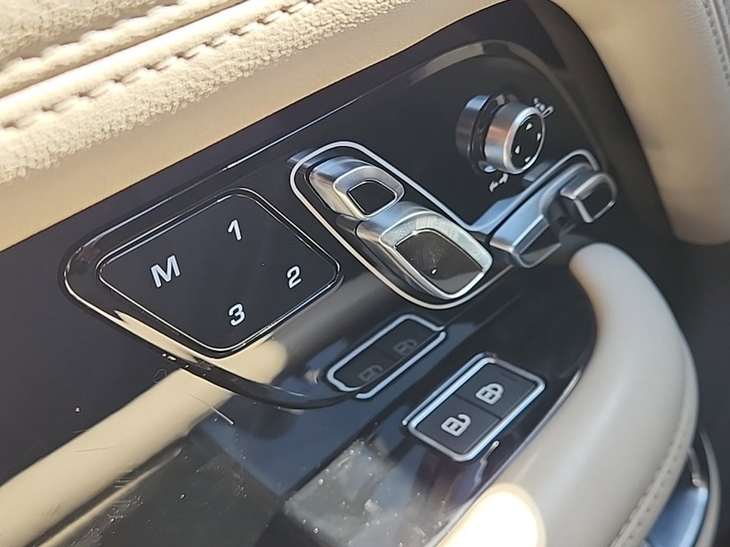 Used 2022 Land Rover Range Rover P525 Westminster Edition image 35