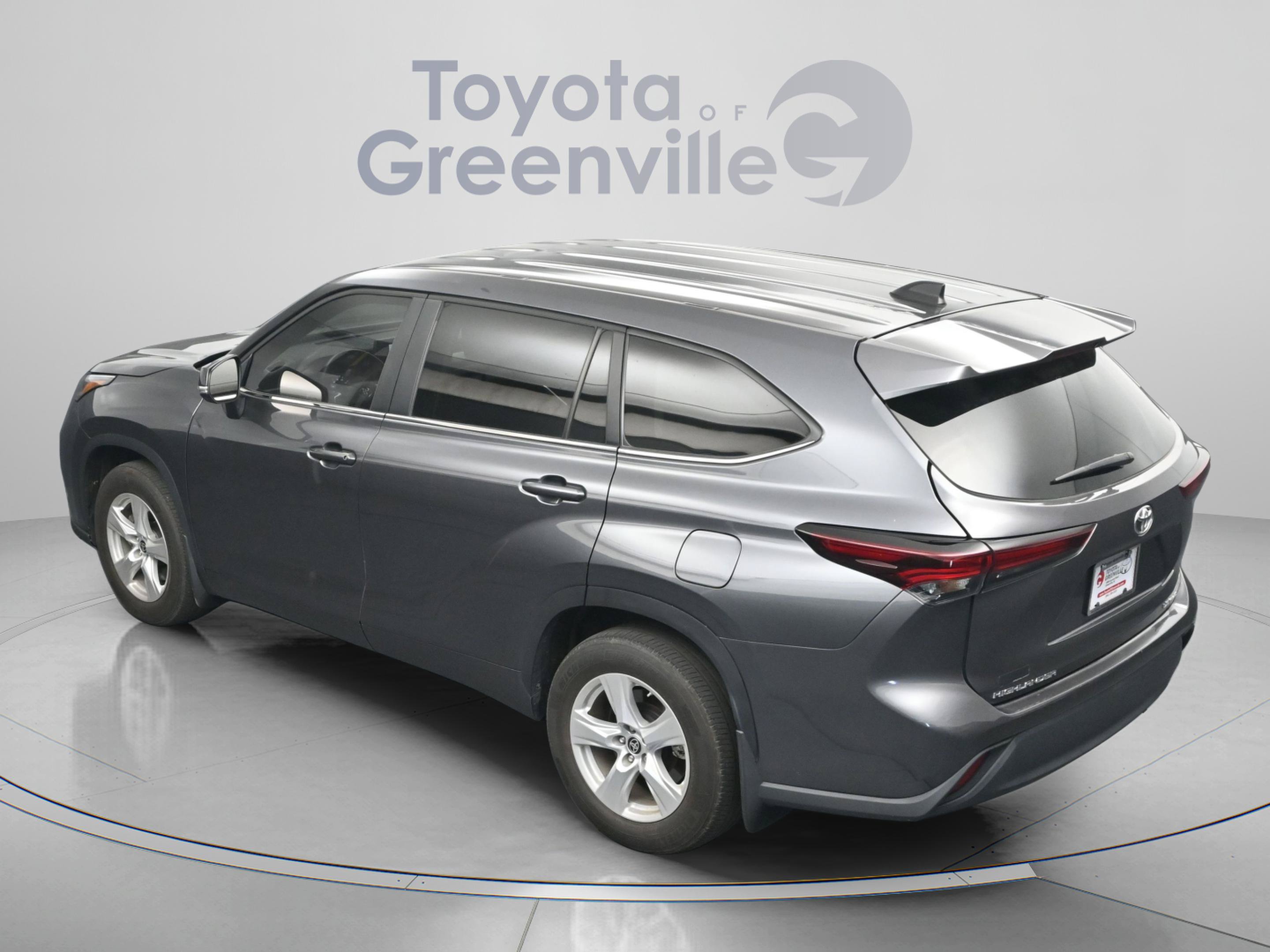 Certified 2024 Toyota Highlander LE AWD/4WD image 7