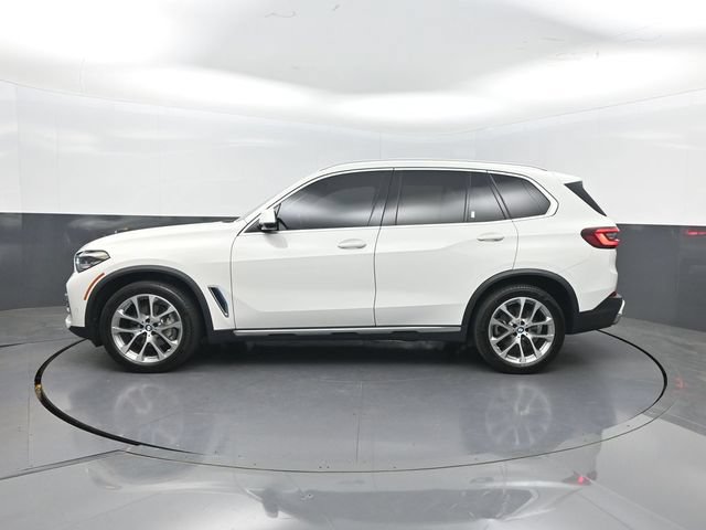Used 2023 BMW X5 xDrive40i w/ Premium Package AWD/4WD image 2