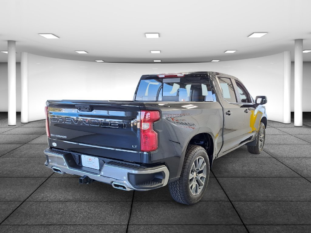 New 2026 Chevrolet Silverado 1500 LT w/ Z71 Off-Road Package AWD/4WD image 4