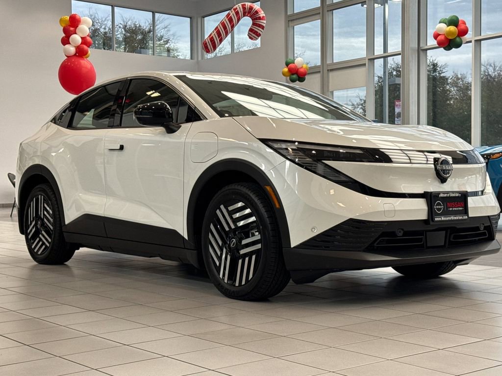 New 2026 Nissan Leaf SV+ image 1