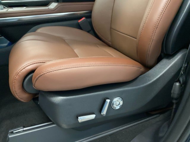 New 2026 Lincoln Navigator Reserve AWD/4WD image 21