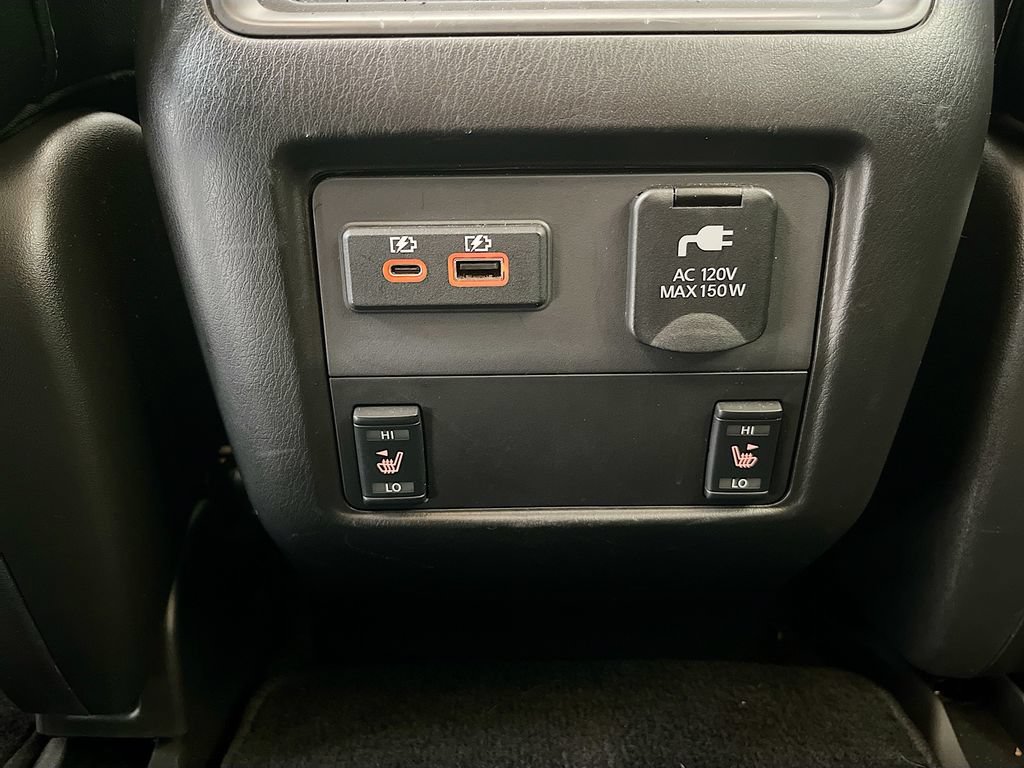 Used 2019 Nissan Pathfinder Platinum w/ Cargo Package FWD image 26