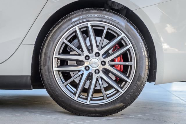 Used 2019 Maserati Ghibli S image 14