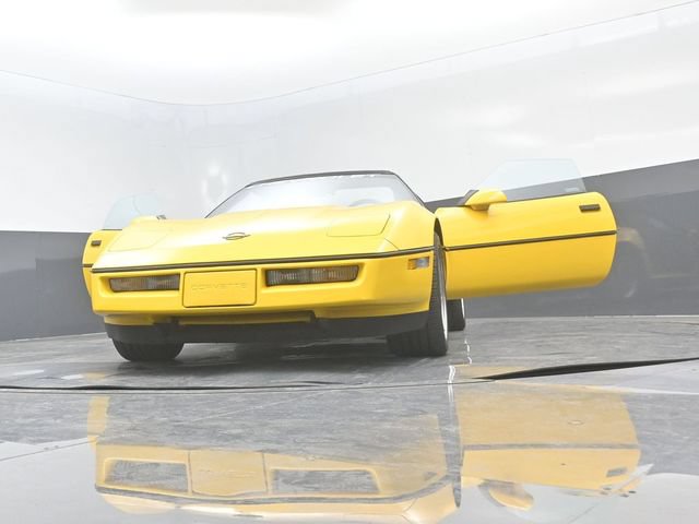 Used 1990 Chevrolet Corvette Convertible RWD image 30