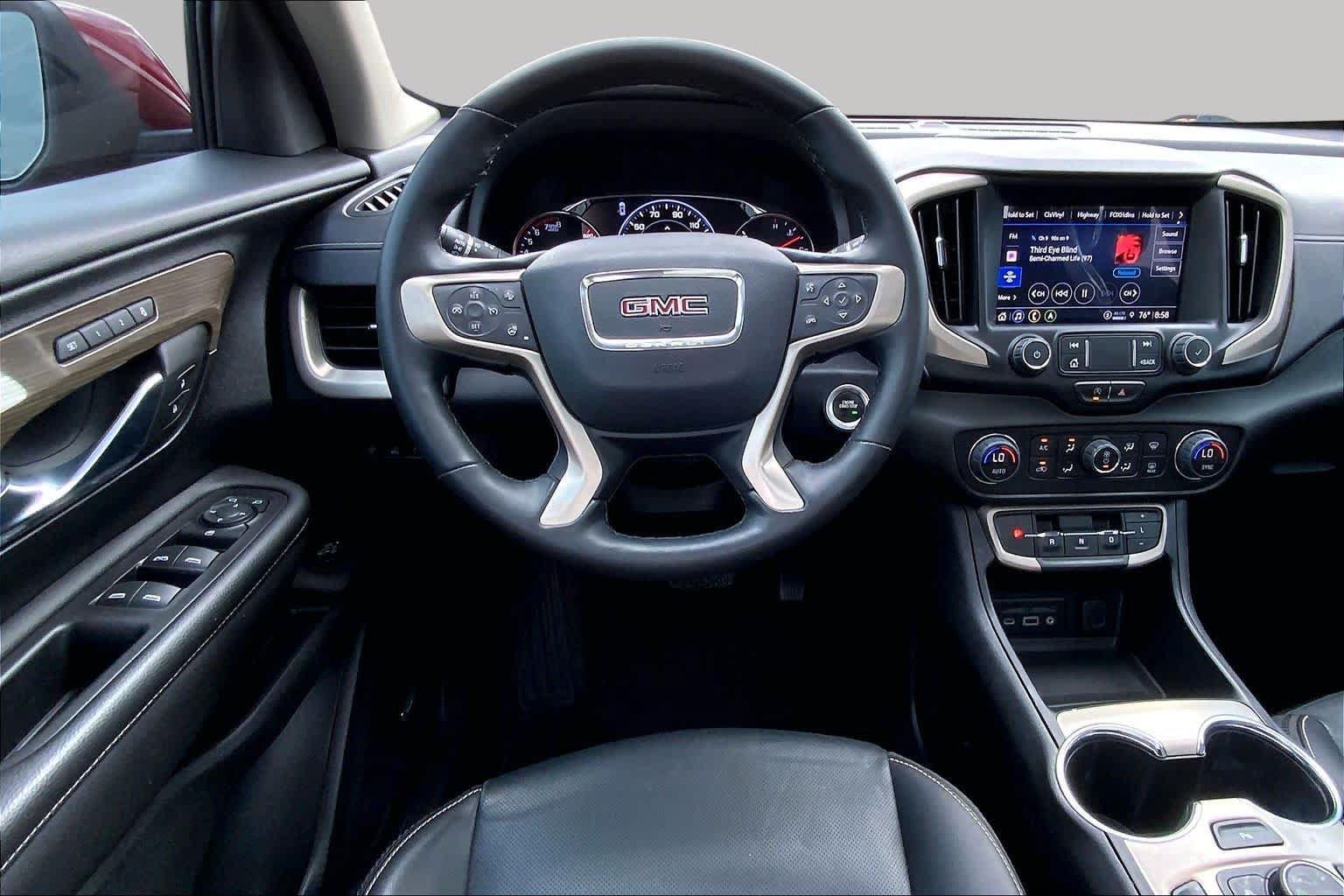 Used 2023 GMC Terrain Denali AWD/4WD image 6