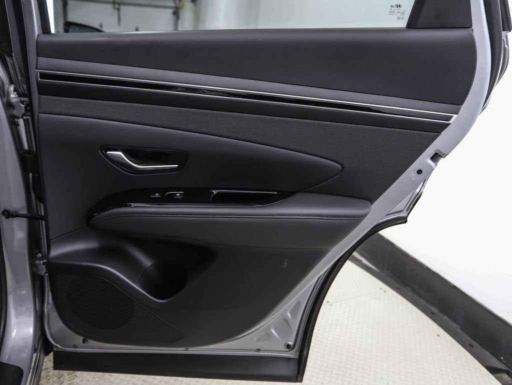 Used 2024 Hyundai Tucson Limited image 24