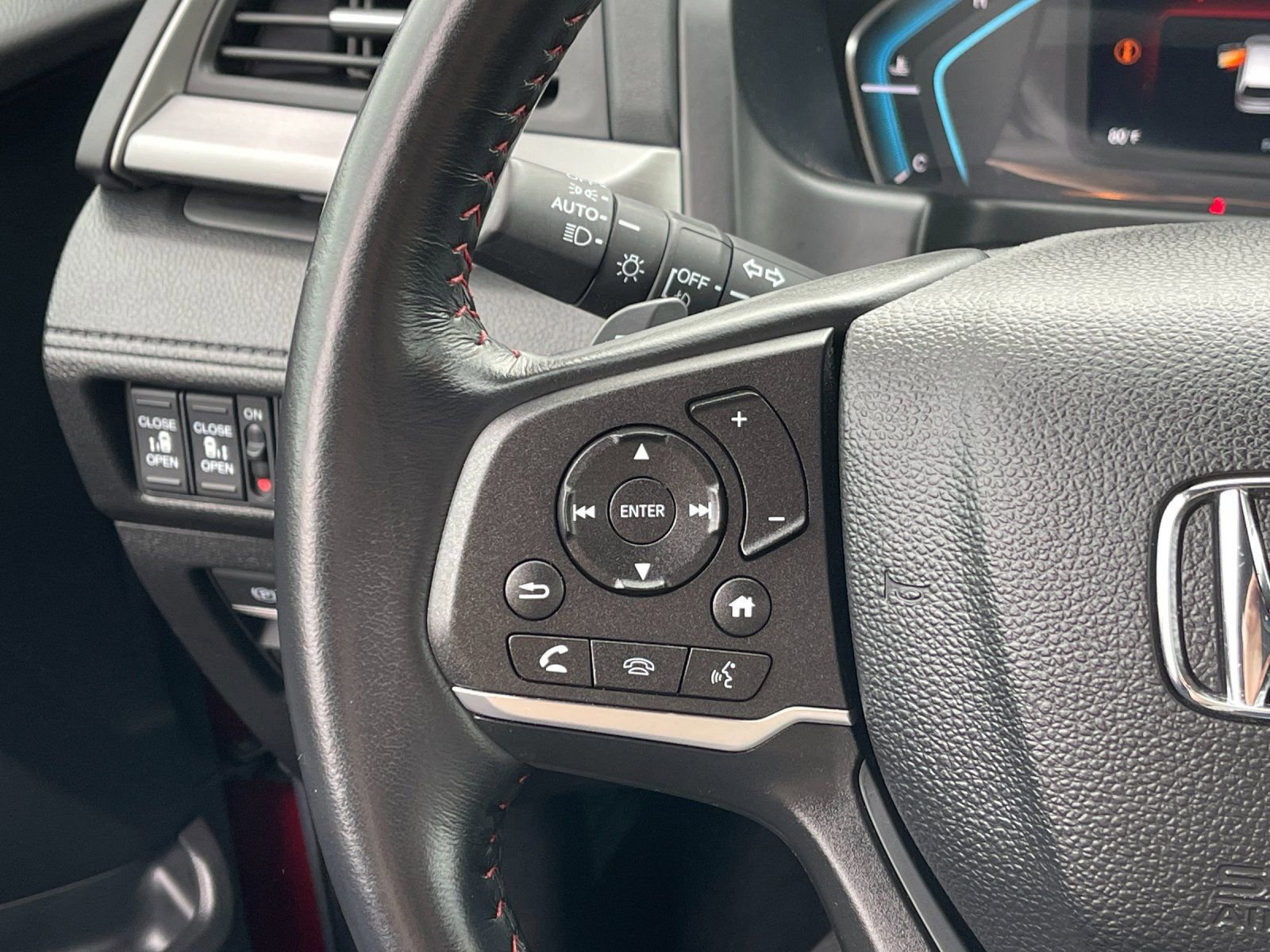 Used 2023 Honda Odyssey Sport image 28