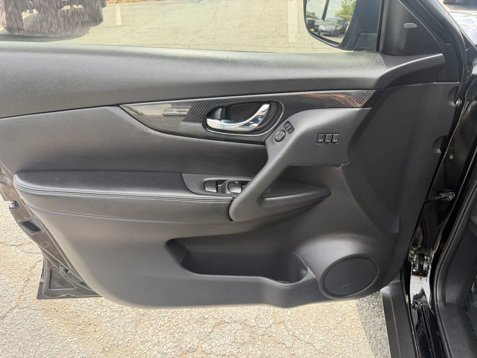 Used 2018 Nissan Rogue SL w/ Premium Package AWD/4WD image 20