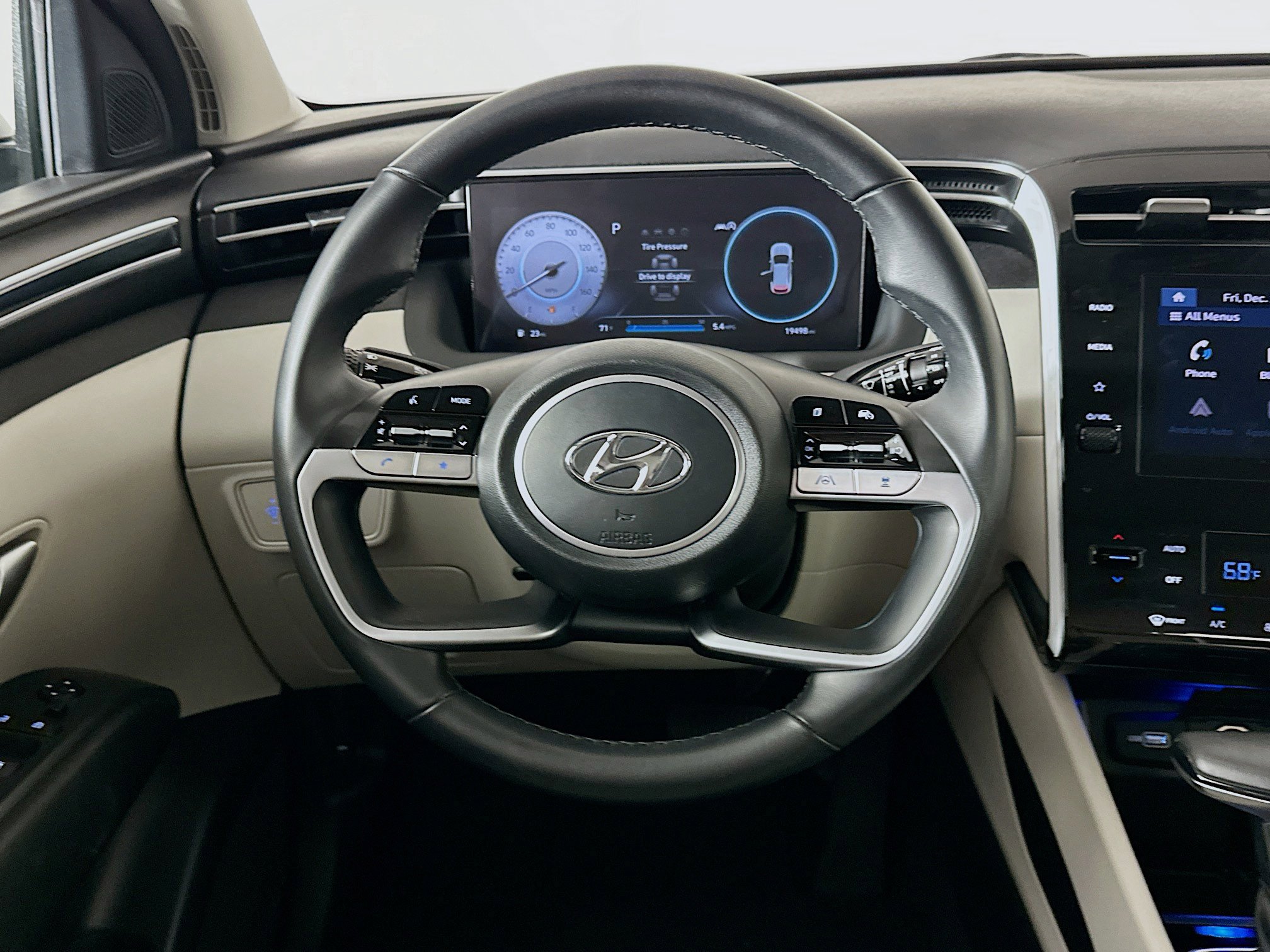 Used 2023 Hyundai Tucson SEL w/ Convenience Package image 18