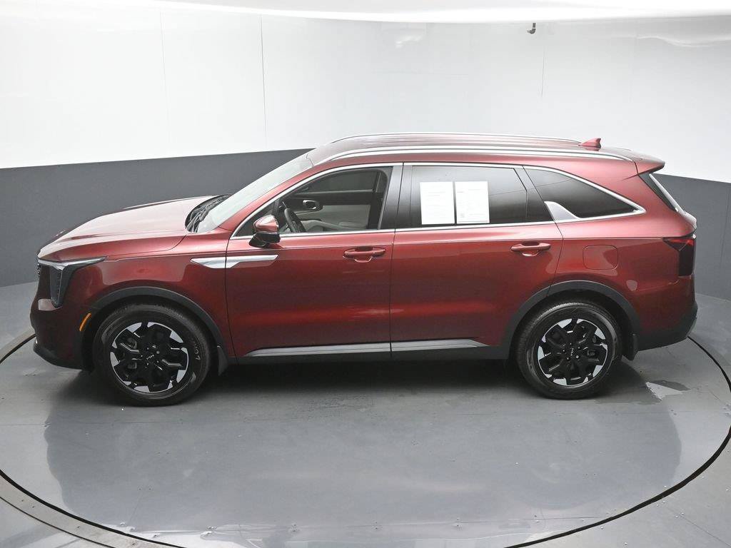 Used 2025 Kia Sorento S FWD image 49