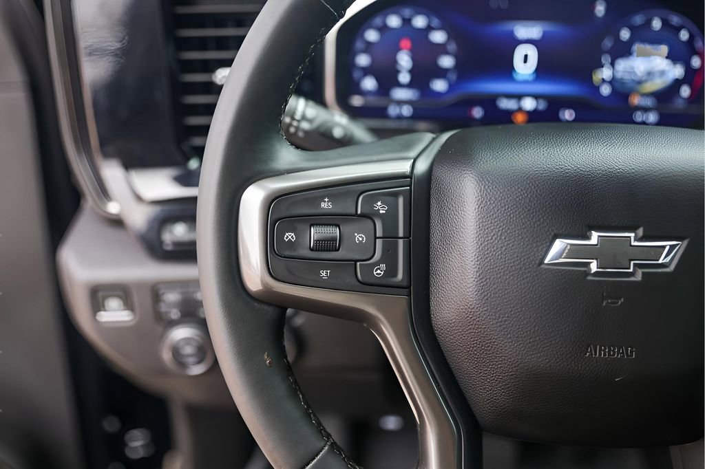 Certified 2025 Chevrolet Silverado 2500 ZR2 w/ Technology Package image 17