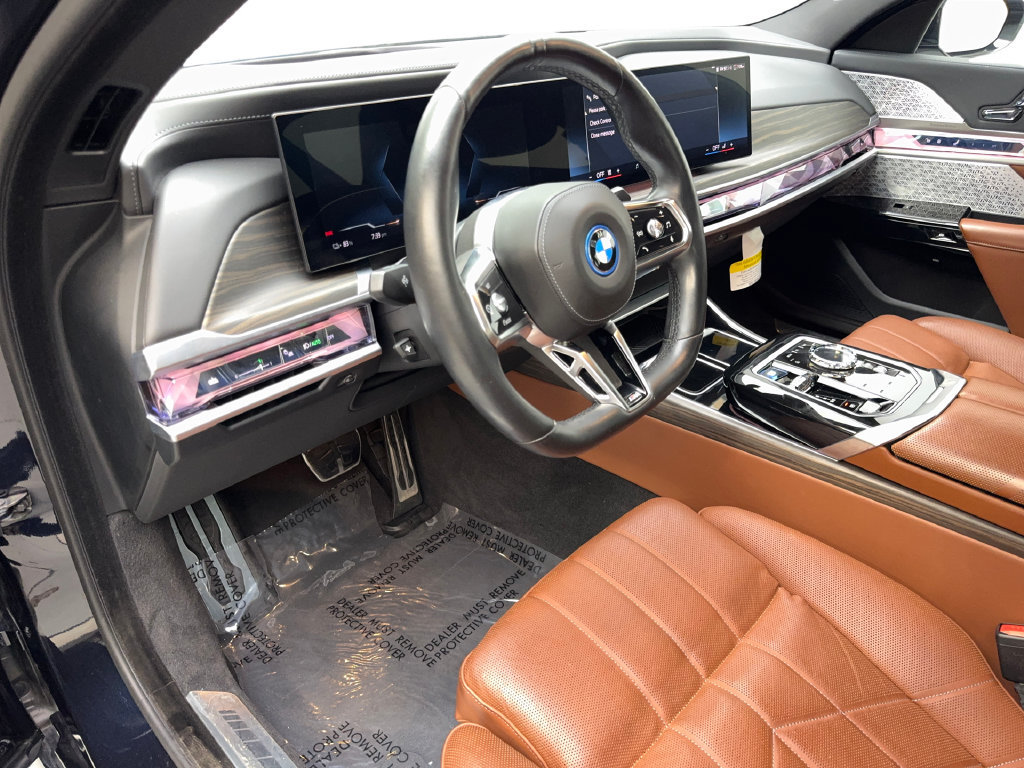 Used 2024 BMW i7 xDrive60 w/ Executive Package AWD/4WD image 50