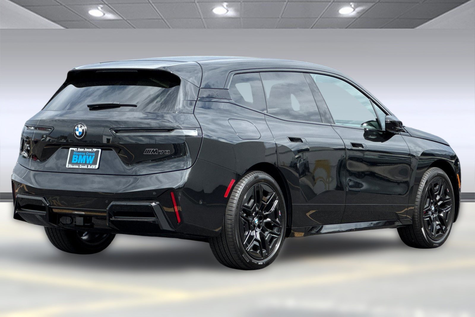 New 2026 BMW iX M70 image 8