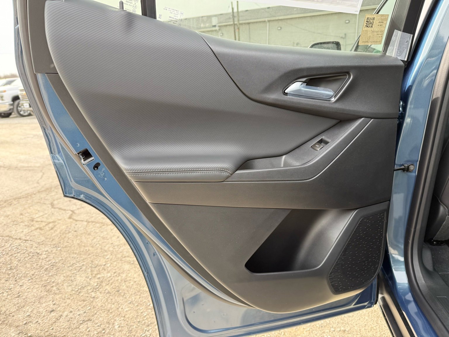 New 2026 Chevrolet Equinox LT w/ Convenience Package II image 24