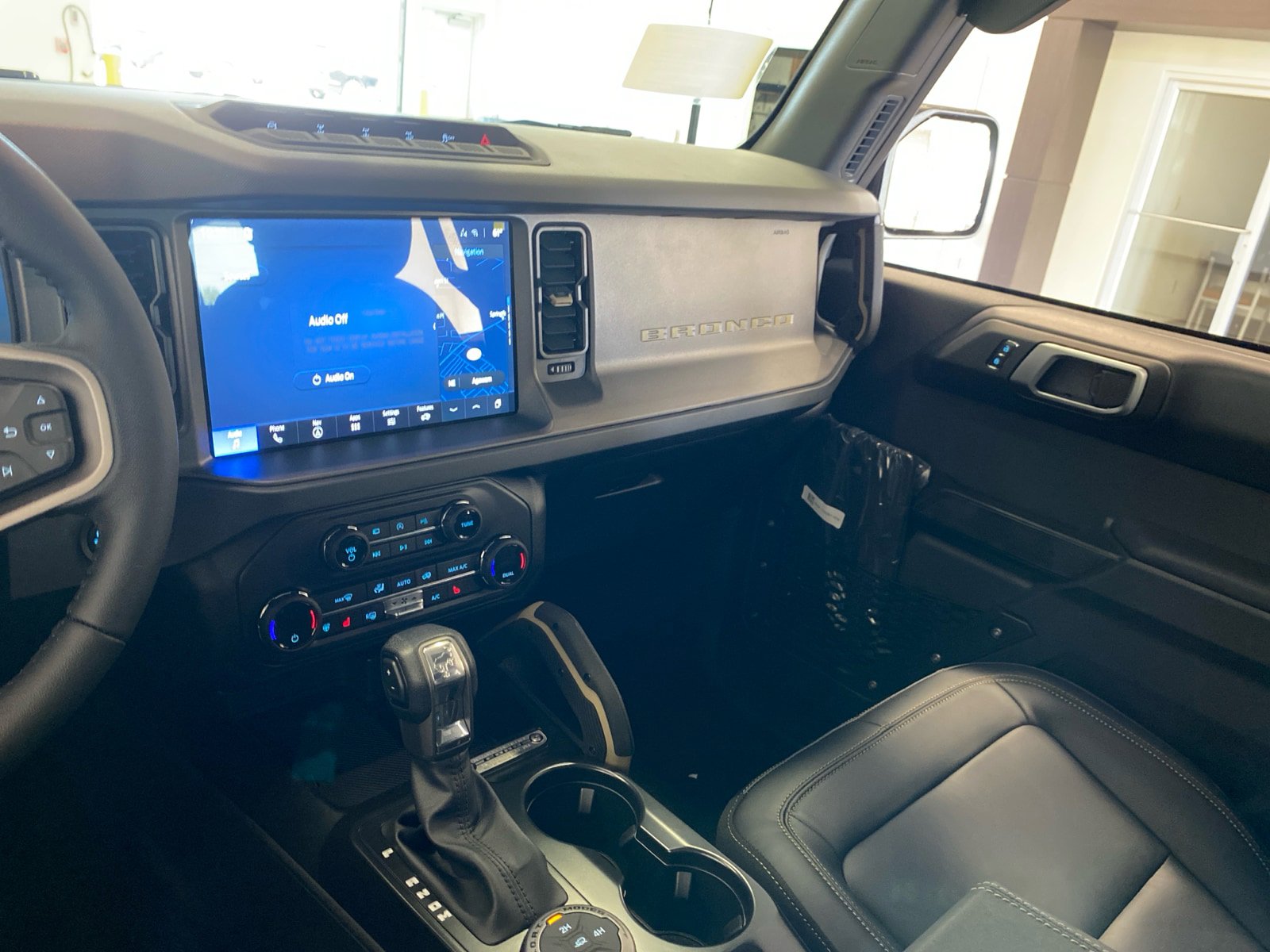New 2026 Ford Bronco Badlands AWD/4WD image 44